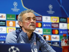 لويس إنريكي يضغط على ليفربول: باريس سان جيرمان ليس مرشحاً للفوز