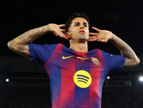 تقارير: كانسيلو يُنهي ارتباطه بالهلال وسينضم إلى برشلونة