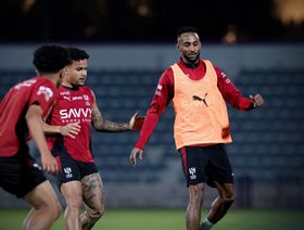 متعب الحربي يعود لتدريبات الهلال بعد انتهاء برنامجه التأهيلي