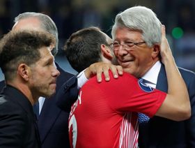 رئيس أتلتيكو مدريد: 14 سنة مرت وحماس سيميوني لم ينطفئ