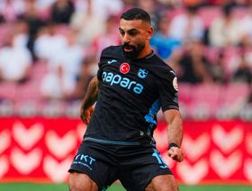 شاهد.. محمد صلاح يكتب تاريخاً جديداً وطرابزون يفوز بـ10 لاعبين