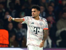 شاهد.. دياز يمنح بايرن التقدم على سان جيرمان بهدفين قبل طرده