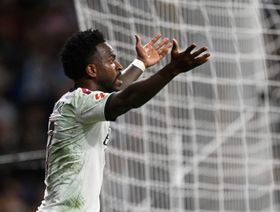 قناة ريال مدريد تضرب مبكراً وتقارن بين معاملة فينيسيوس ولامين يامال