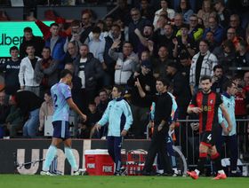 اللون الأحمر هاجس أرتيتا وأرسنال في سباق اللقب على الدوري