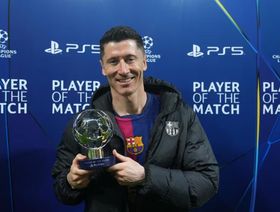 ماذا قال ليفاندوفسكي أفضل لاعب بمواجهة برشلونة ودورتموند؟