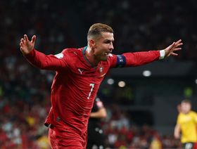 ماذا قال روماريو عن أزمة كريستيانو رونالدو ومدرب البرتغال؟