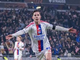 كريم بنزيما يخسر رقمه القياسي كأصغر هداف لأولمبيك ليون بأوروبا