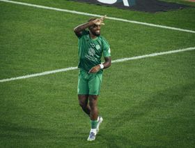 شاهد.. الأهلي يجتاز الأخدود ويستعيد المركز الرابع في الدوري السعودي