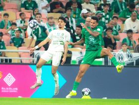 شاهد.. حارسا الحزم يحرمان الأهلي من التسجيل في الشوط الأول