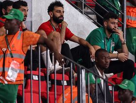 طبيب منتخب مصر: تصريحات كلوب أحرجتنا.. وأغضبت محمد صلاح