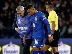 هل يلحق بالكلاسيكو؟.. إصابة كيليان مبابي تتجدّد وتثير المخاوف