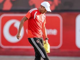 الأهلي: حسابات الحسين عموتة مزيفة وسنتخذ إجراءات قانونية