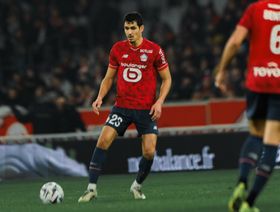 هل يغيب عن كأس أمم إفريقيا؟.. عيسى ماندي يثير مخاوف الجزائر