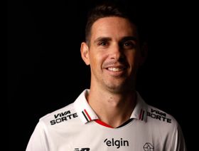 خروج أوسكار نجم تشيلسي السابق من مستشفى بعد نوبة مخيفة