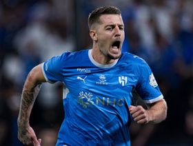 شاهد.. الهلال يتقدم على الأهلي بهدفي سافيتش وسامرفيل في الشوط الأول