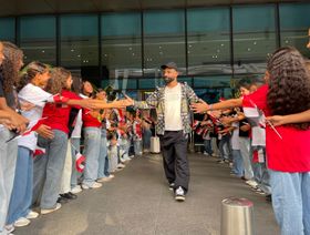 "أنت الأفضل".. محمد صلاح يحظى باستقبال الأبطال في القاهرة