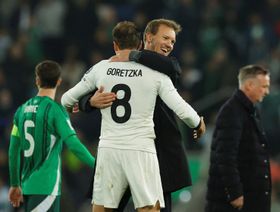 يوليان ناغلسمان يريد "توازناً جيداً" في منتخب ألمانيا والتأهل للمونديال