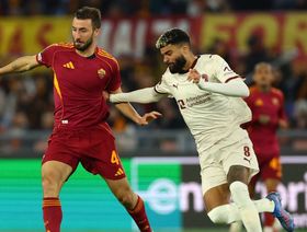 روما يُذيق ميتيلاند أول خسارة بالدوري الأوروبي