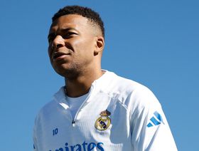 أبرزها قمة "أنفيلد".. مواعيد مباريات اليوم الثلاثاء 4 نوفمبر 2025