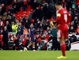 المغربي دريوش مهاجم أيندهوفن: سأشاهد مباراة ليفربول مليون مرة