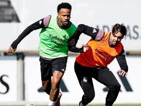 "خاطرتُ من أجل الفريق".. الكشف عن السبب الحقيقي لأزمة أسينسيو وأربيلوا