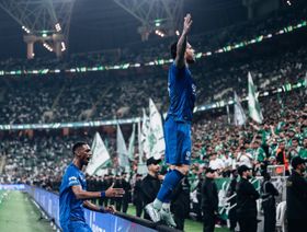 شاهد.. الهلال يزيح الأهلي ويتأهل إلى نهائي كأس الملك