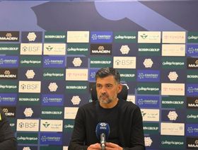 مدرب الاتحاد يهاجم الحكم ويتجاهل كريم بنزيما بعد كلاسيكو النصر