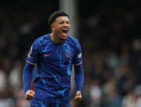 أستون فيلا يمد طوق النجاة لـ"سانشو" قبل نهاية الميركاتو