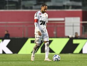 غضروف الركبة يوقف نيمار مجدداً.. وقطار كأس العالم يبتعد