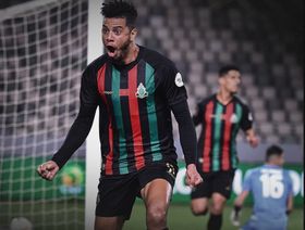 الجيش الملكي يُباغت شبيبة القبائل ويُنعش فرصه في دوري أبطال إفريقيا