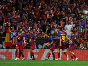 برشلونة قد يضطر لبيع نجومه لتمويل صفقاته الجديدة