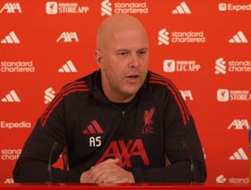 قبل مواجهة أرسنال.. سلوت يكشف سر تراجع نتائج ليفربول