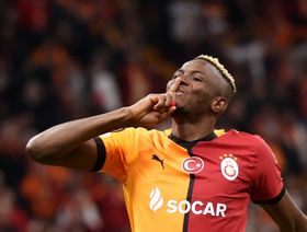 الحلقة الأخيرة.. أوسيمين إلى غلطة سراي ونابولي يفرض بنداً غريباً