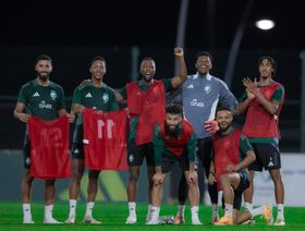 تطورات جديدة في صفوف منتخب السعودية قبل مواجهة الجزائر