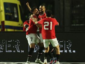 مدرب مصر السابق: صلاح طلب عدم استبدال تريزيغيه مع المنتخب