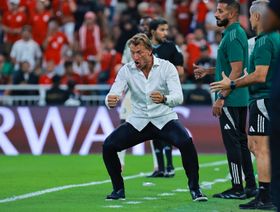 رينارد يشيد برد الفعل أمام إندونيسيا ويتغنى بموهبة أبو الشامات