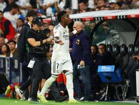 ريال مدريد يحذر فينيسيوس.. القائد الثالث يجب أن يكون قدوة