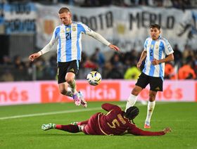 ماستانتونو: ميسي أراد قتلي خلال مباراة الأرجنتين وفنزويلا