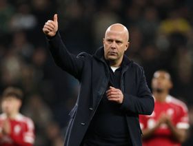 سلوت مدرب ليفربول: أريد نسيان الدقائق الأخيرة أمام توتنهام