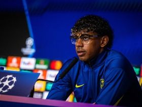 يامال يعلن التحدي ضد أتلتيكو مدريد ويستدعي مصدر إلهامه نيمار