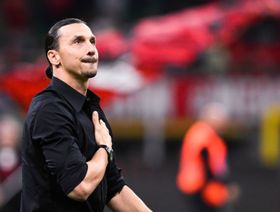 شاهد.. كيف كانت ردة فعل إبراهيموفيتش في تحدي "ابق صامتاً حتى تسمع أحداً أفضل منك"