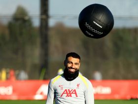 بطل الدوري الإيطالي يضحي بـ3 لاعبين للتعاقد مع صلاح