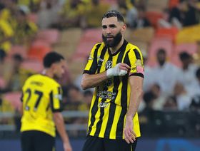 كريم بنزيما يرفض "خفضاً ضخماً" في راتبه مع الاتحاد السعودي