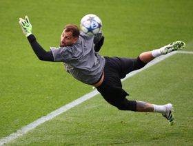 دوناروما يكشف عن رؤيته لحارس المرمى المتكامل