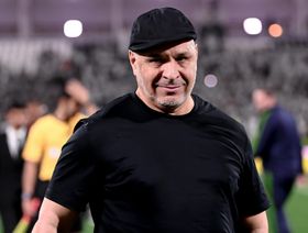 مدرب جزائري يسخر من منتخب الأردن.. وموسى التعمري يتوعّد