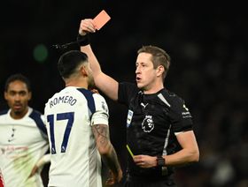 إيقاف روميرو قائد توتنهام مباراة إضافية للتصرف "بشكل غير لائق"