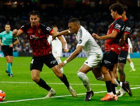 شاهد.. ريال مدريد يخطف فوزاً مثيراً من مايوركا ويؤجل تتويج برشلونة