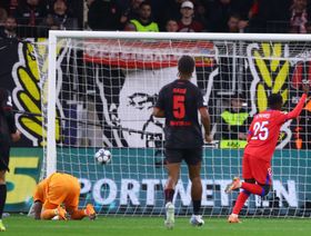 شاهد.. سان جيرمان يسحق ليفركوزن بسباعية ويتصدر دوري أبطال أوروبا