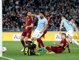 روما ولاتسيو يرفضان تأجيل الديربي من أجل يانيك سينر