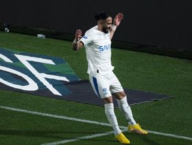 8 أهداف في ديربي مثير.. الهلال يهزم الشباب ويشعل صراع القمة